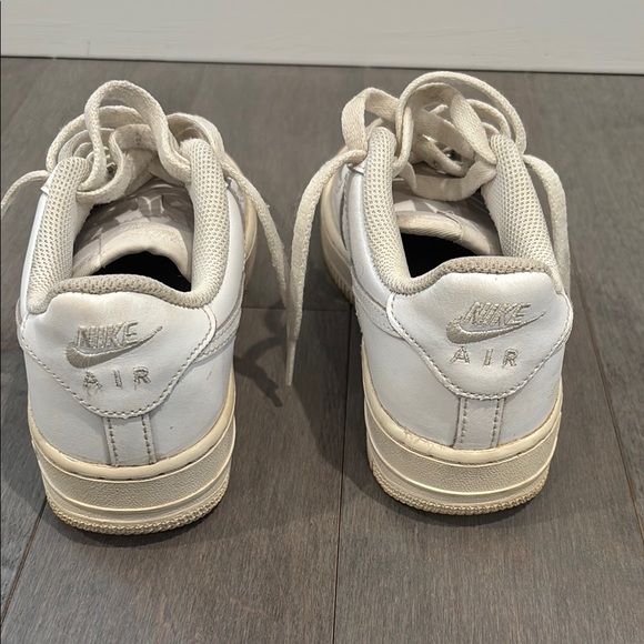 Air Force 1 - Picture 3 of 3